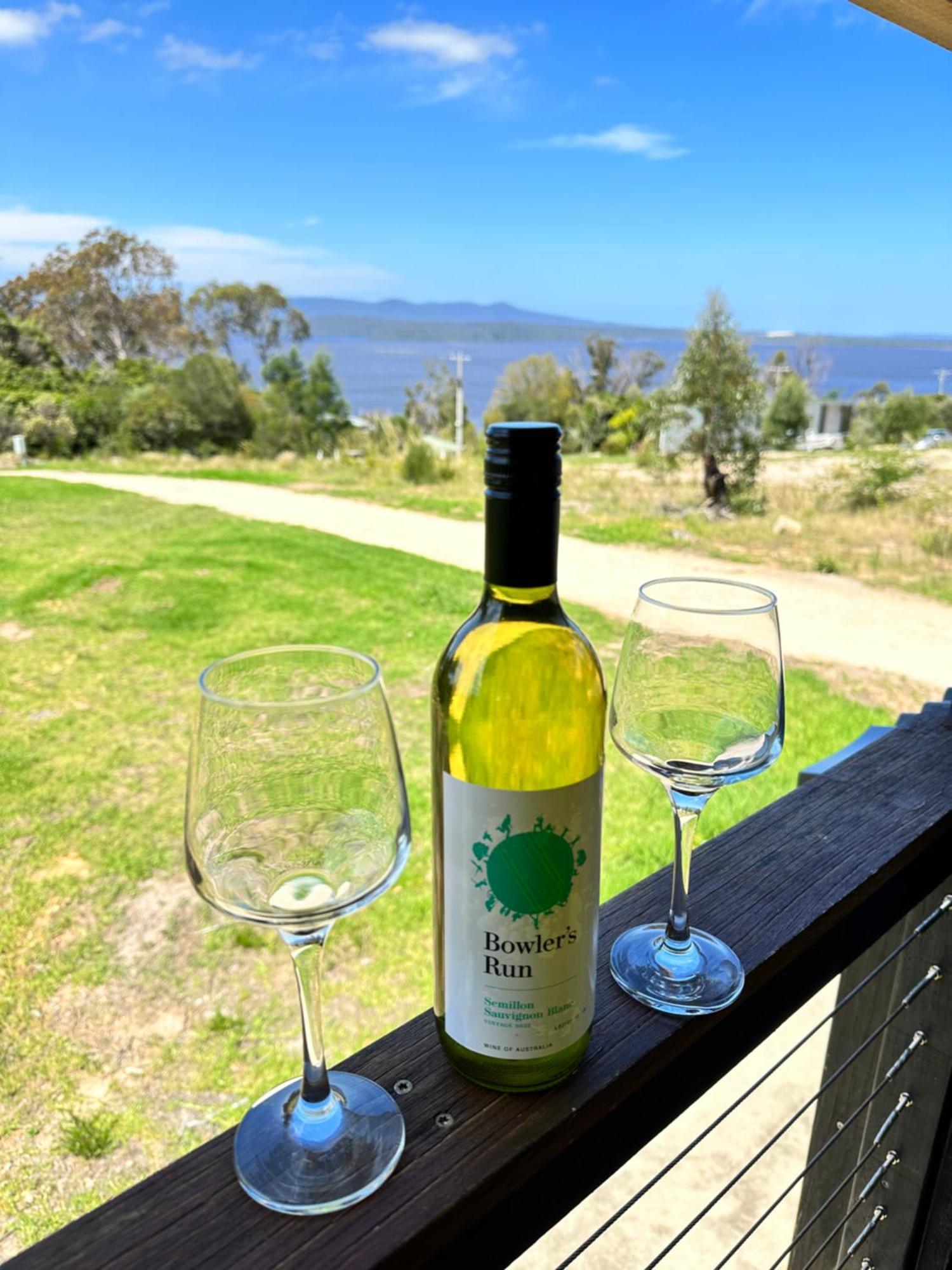Ocean Breeze Tiny House - Ocean And Lake View Mallacoota Εξωτερικό φωτογραφία